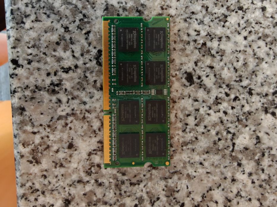 RAM Kingston 8GB DDR3 1600MHz SODIMM para portátil