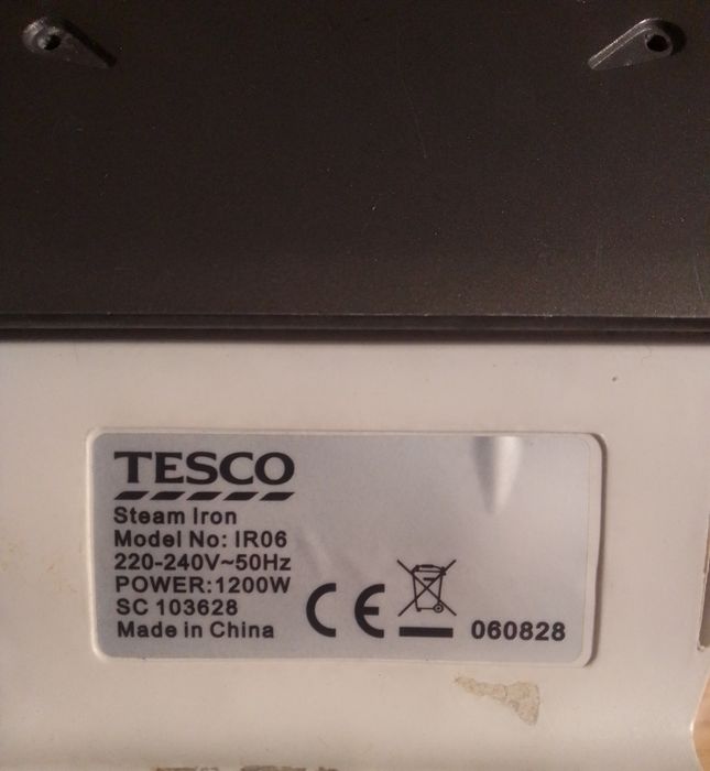 праска(утюг) TESCO IR06  Steam  Iron / 1200W/
паровий режим/автоматичне відк