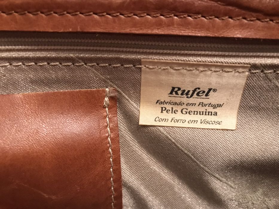 Mala em pele da Rufel