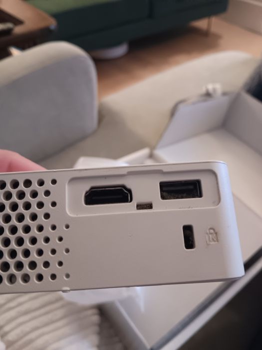 Projector portatil LG PH30JG