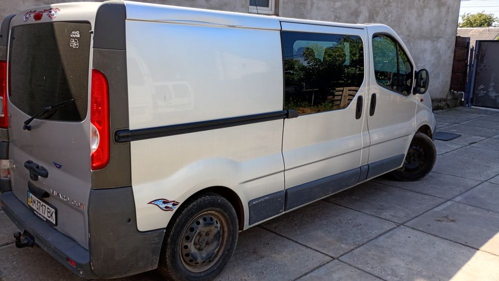 Opel vivaro 2011