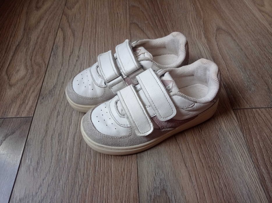 Шкіряні кросівки Zara 31, зара