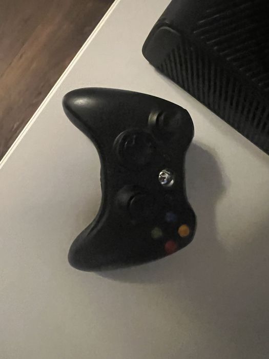 Xbox 360 250GB  //