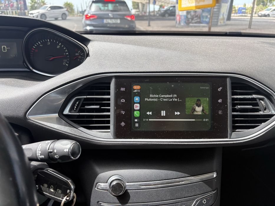 Peugeot 308 — fotografia 8
