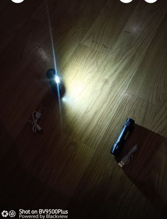 Ліхтар металевий акумуляторний