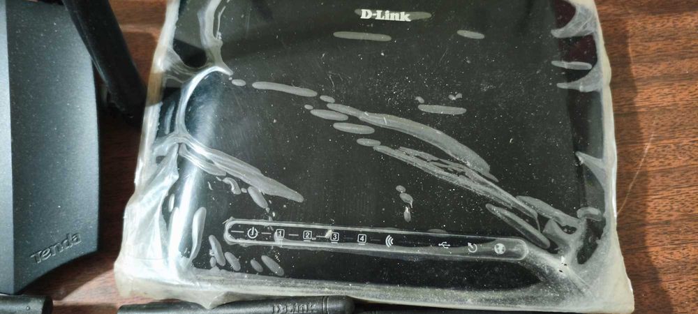Роутери Tenda D-Link