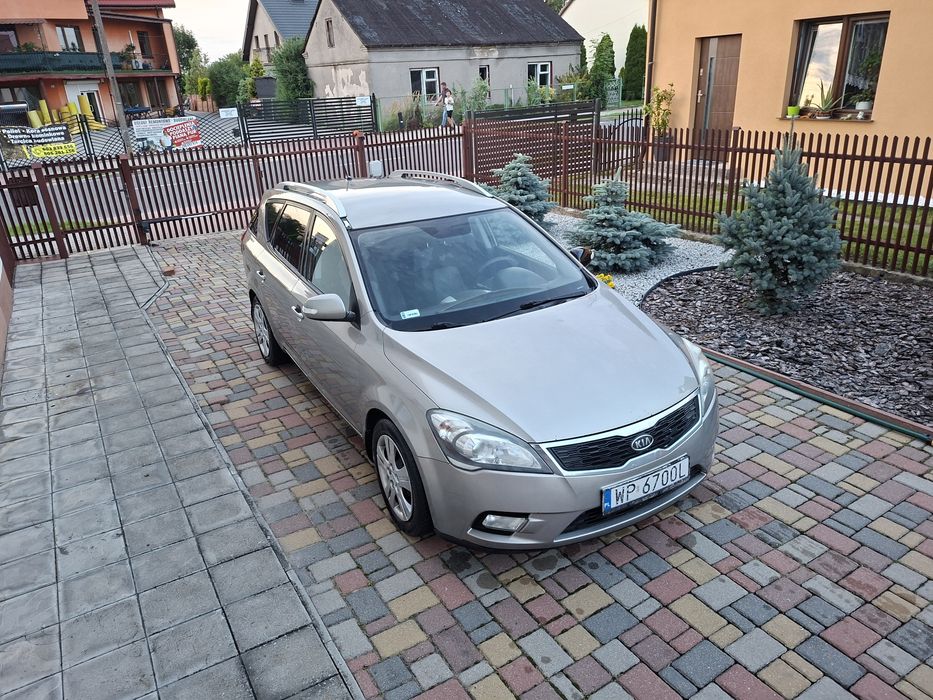 Kia ceed kombi lift