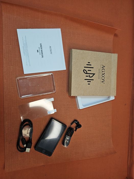 odtwarzacz mp3 agxov 16 gb, praktycznie nowy, idealny stan, case