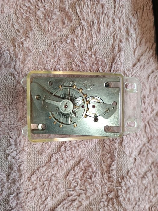 Приставной ход ( баланс)   на часы  Очз, маяк, Свет, Энергия , ЭЧЛ