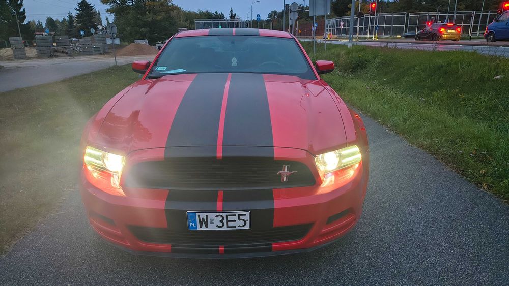 Ford mustang premium