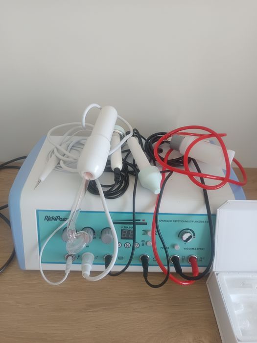 Máquina multifunções para limpeza de pele