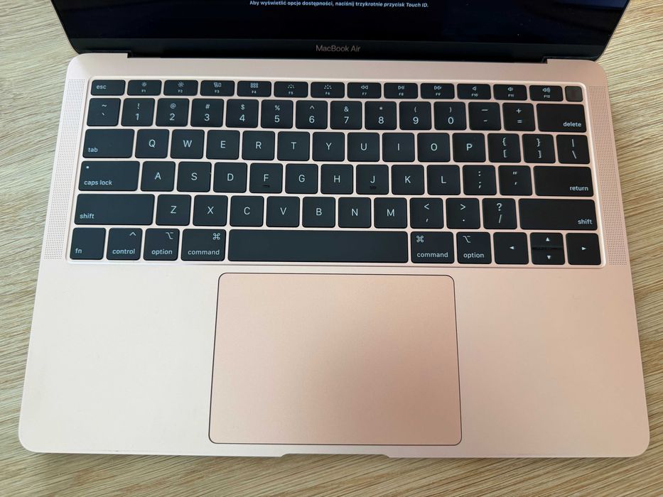 Macbook Air Retina 13-calowy 8GB