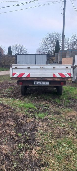 Продам причік до авто