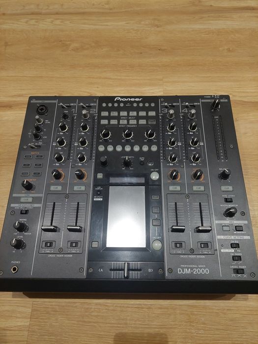 Pioneer DJM-2000