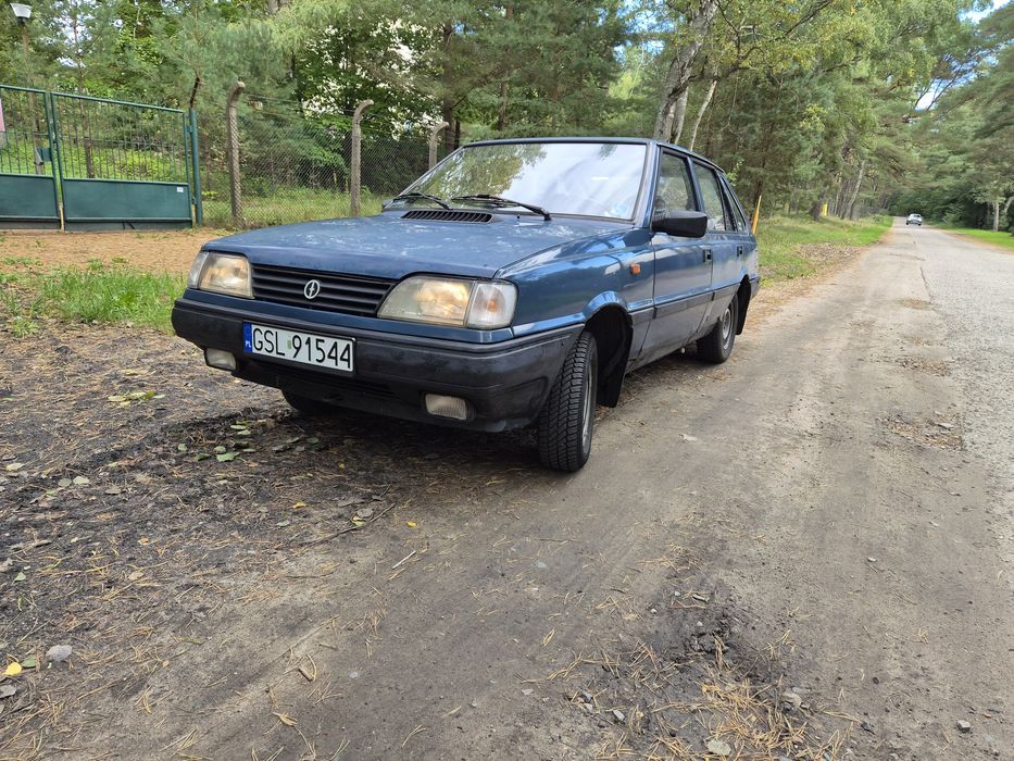 Polonez Caro