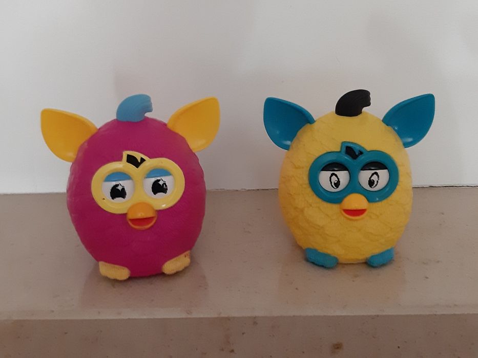 Furby - 2 bonecos furby