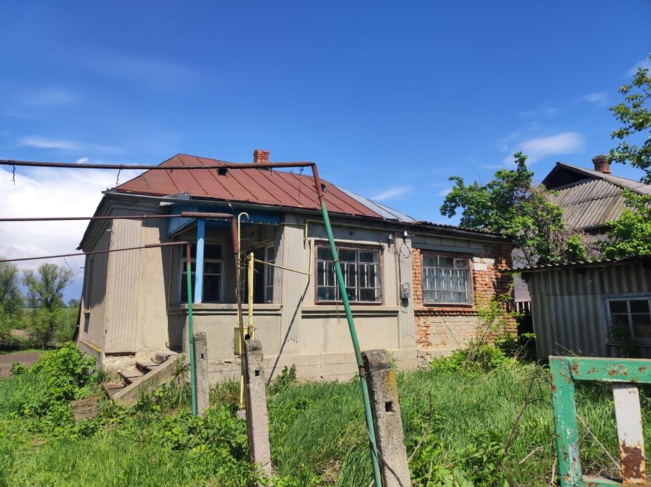 Продаж будинку в селі Кинашів