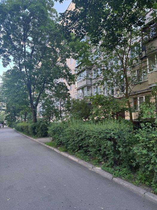 Дарницький бульвар оренда