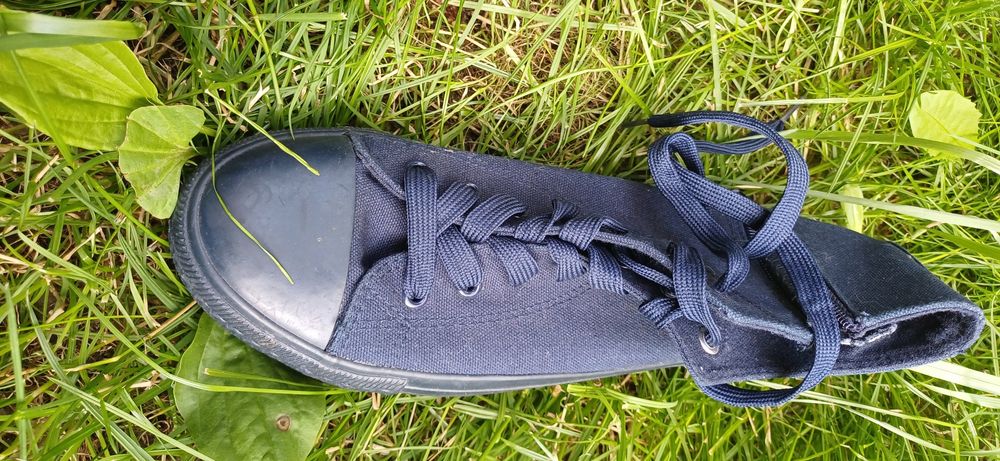 Tenisówki granatowe 43 męskie nowe