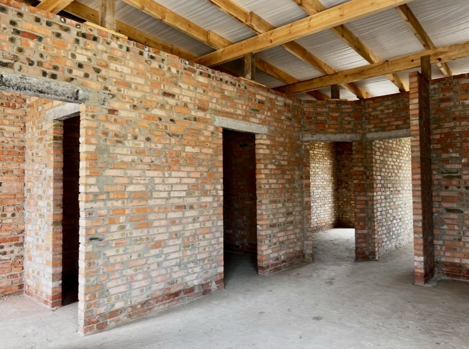 Кутовий котедж з ділянкою, продаж від забудовника. 14кВт світла