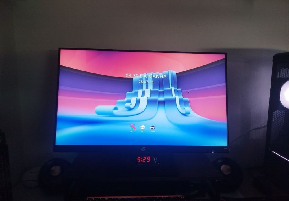 Conjunto, secretária com gaveta e monitor gamer