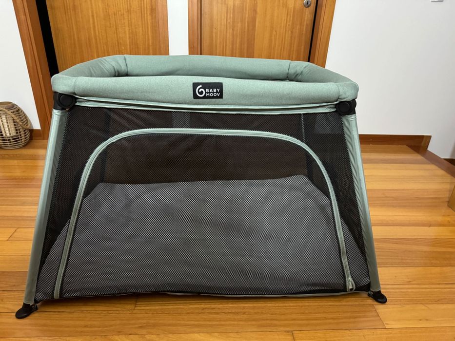 Cama/parque de Viagem