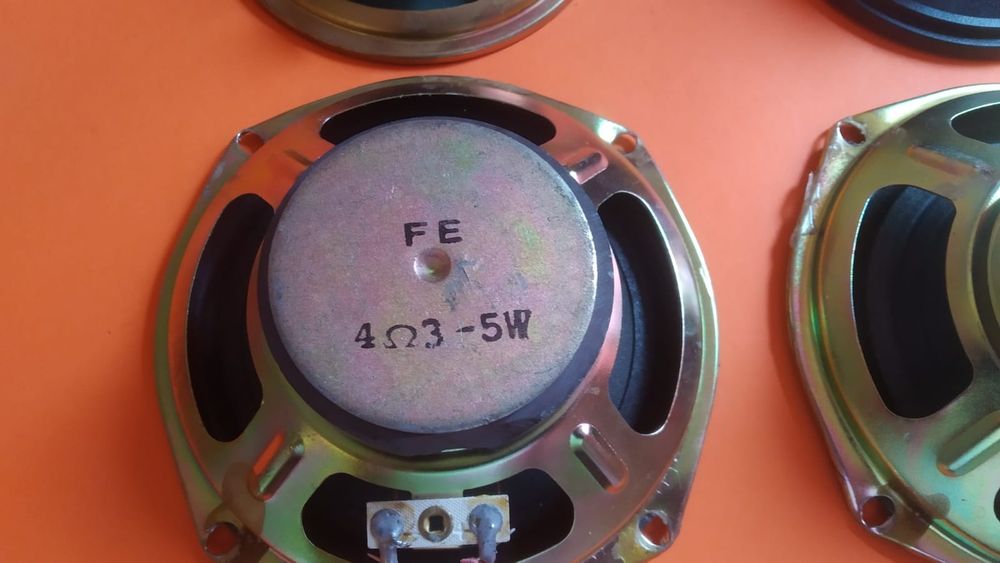 Głośniki  do kolumn lub radio-tv