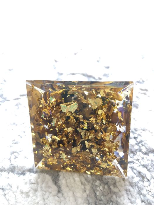 Pack 3 Pirâmides Orgonite Signos | Ametista + Pedras | Energia
