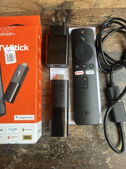 ТВ-приставка Xiaomi Mi TV Stick Global (MDZ-24-AA)