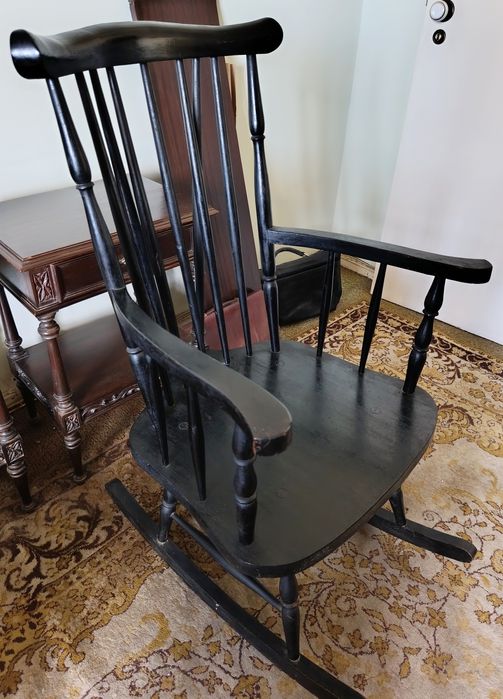 Cadeira de baloiço - Estilo Windsor