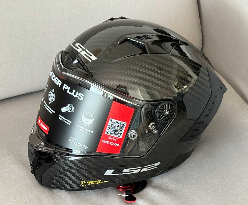 Capacete Carbono Total NOVO LS2 Thunder Plus (30% Desconto) Tam M-LXL
