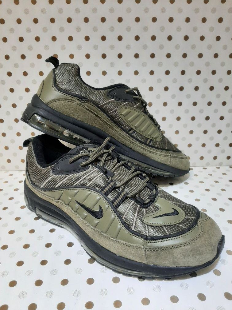 Nike air hotsell max 2002 men's