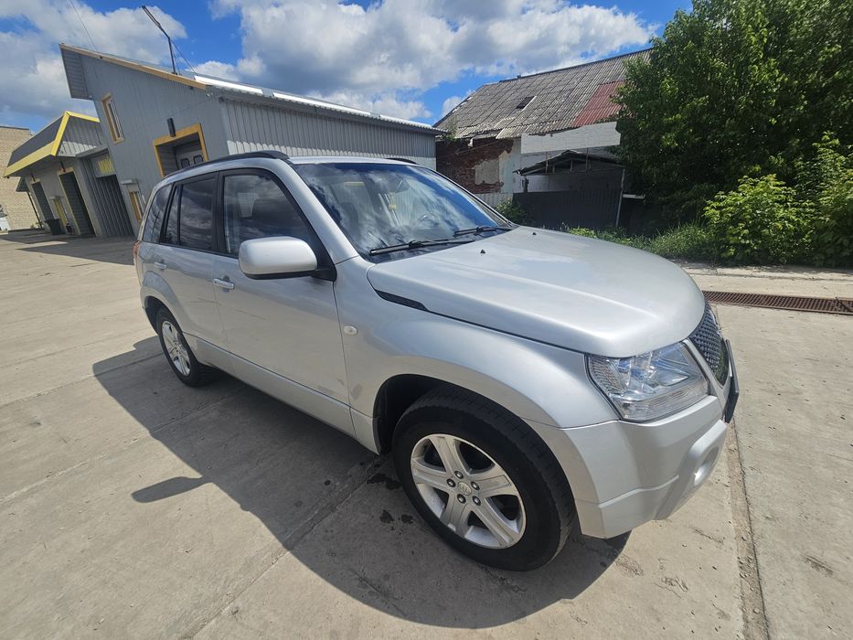 Suzuki Grand Vitara 2.0 бензин 2007 року