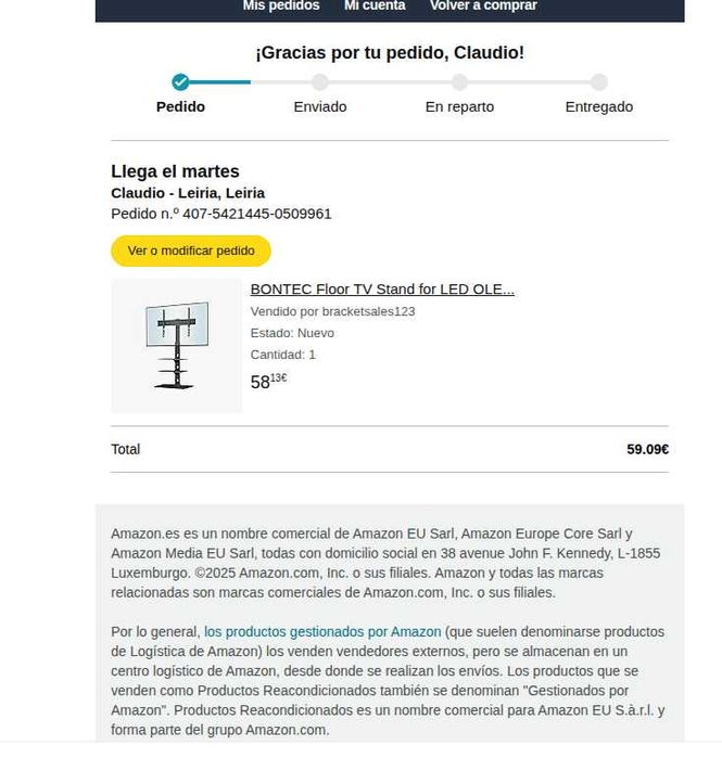 Vendo TV Haier H55K800UX de 55 polegadas com suporte.