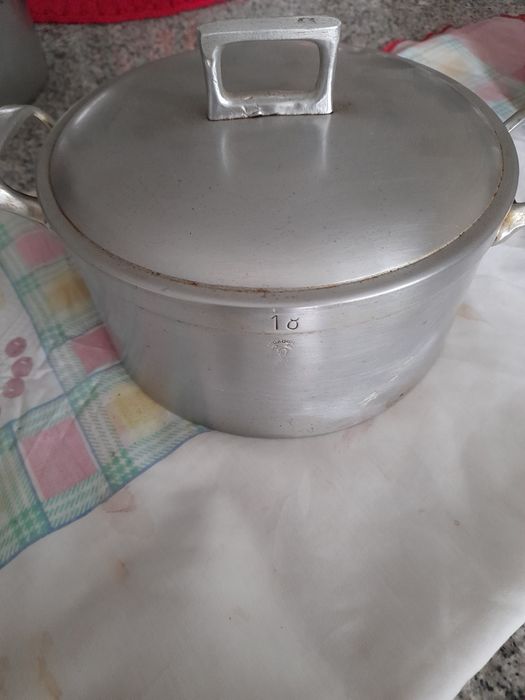 Tachos de aluminio n. 16, 18
