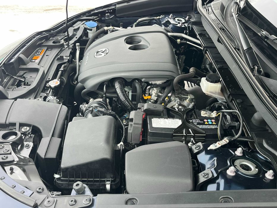 продам Mazda CX-30