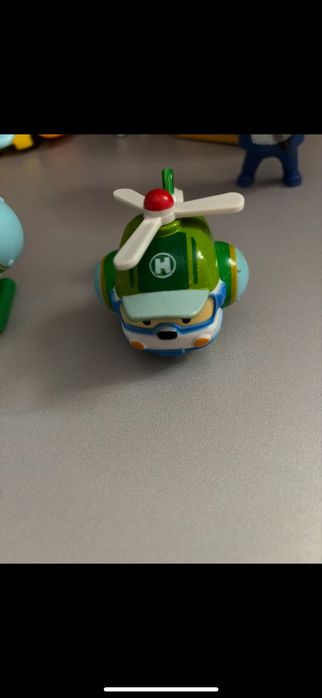 Ігрові фігурки (Ембер, Хелі (Робокар Полі), коала Бастер Мун, смурфіки