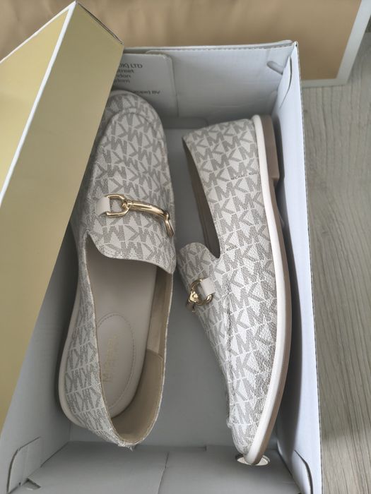 Michael Kors loafersy Carson vanilla monogram 39