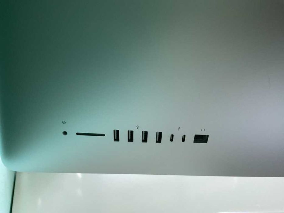 iMac 27" Retina 5K (2019) i9 8-Core 64GB RAM (com caixa original)