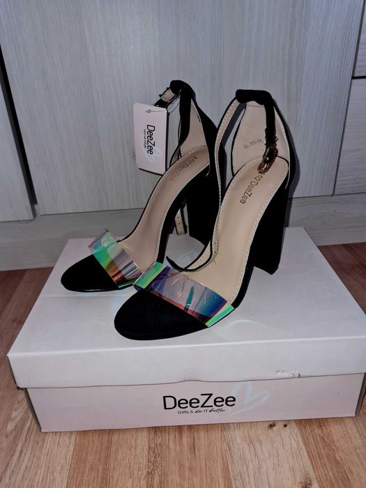 Sandaly Deezee  transparentne Essential czarne r 35 NOWE z metką