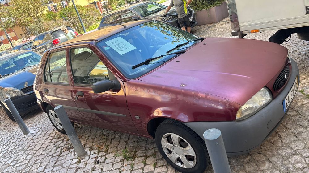 Ford Fiesta 1998 — photo 2