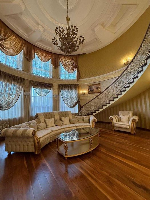 Ампир! 13 ст. Б.Фонтана! Дом на 10 сотках! 1A37