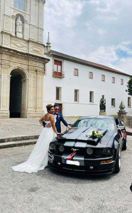 Aluguer de Limousines e Viaturas de Luxo