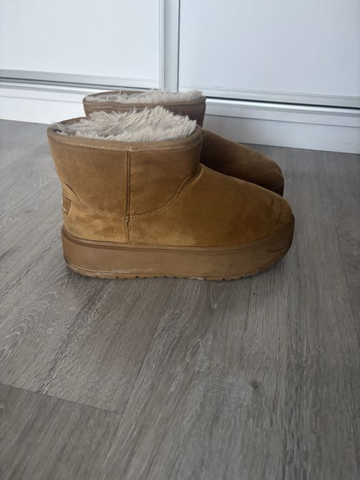 Buty zimowe typu UGG