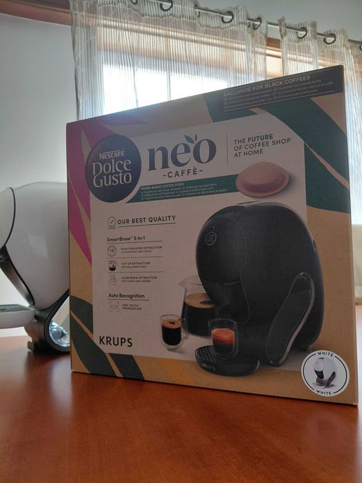 Máquina café Dulce Gusto Neo com garantia