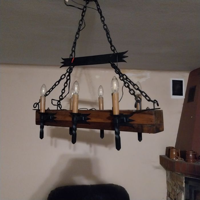 Żyrandol starodawny odrestaurowany