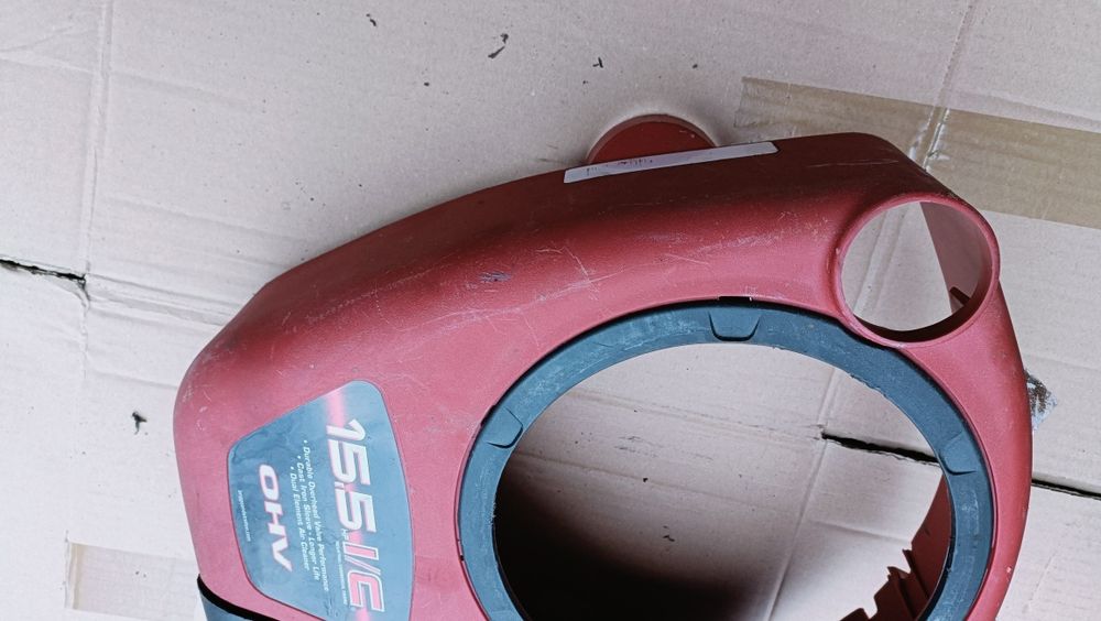 Osłona silnika pokrywa do traktorek kosiarka Briggs stratton ohv 15.5