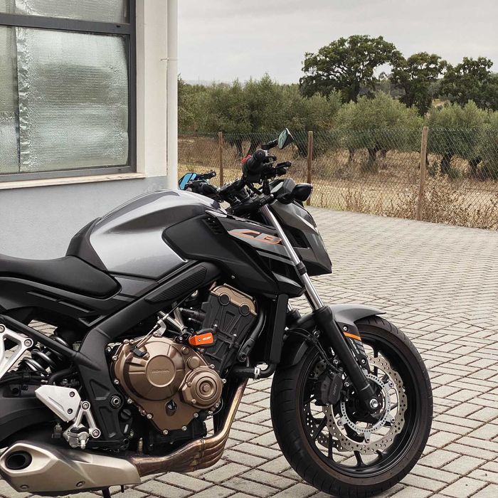 CB650F 2017 18.700km