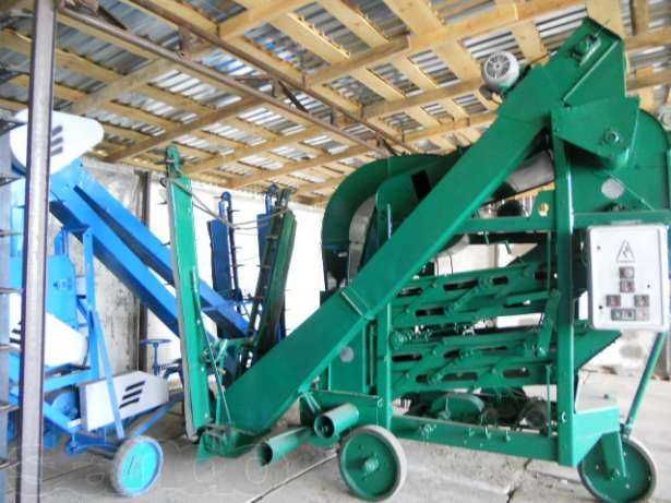 ОВС-25 очисник вороху самопересувний