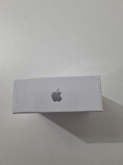 Nowe słuchawki Air pods 4